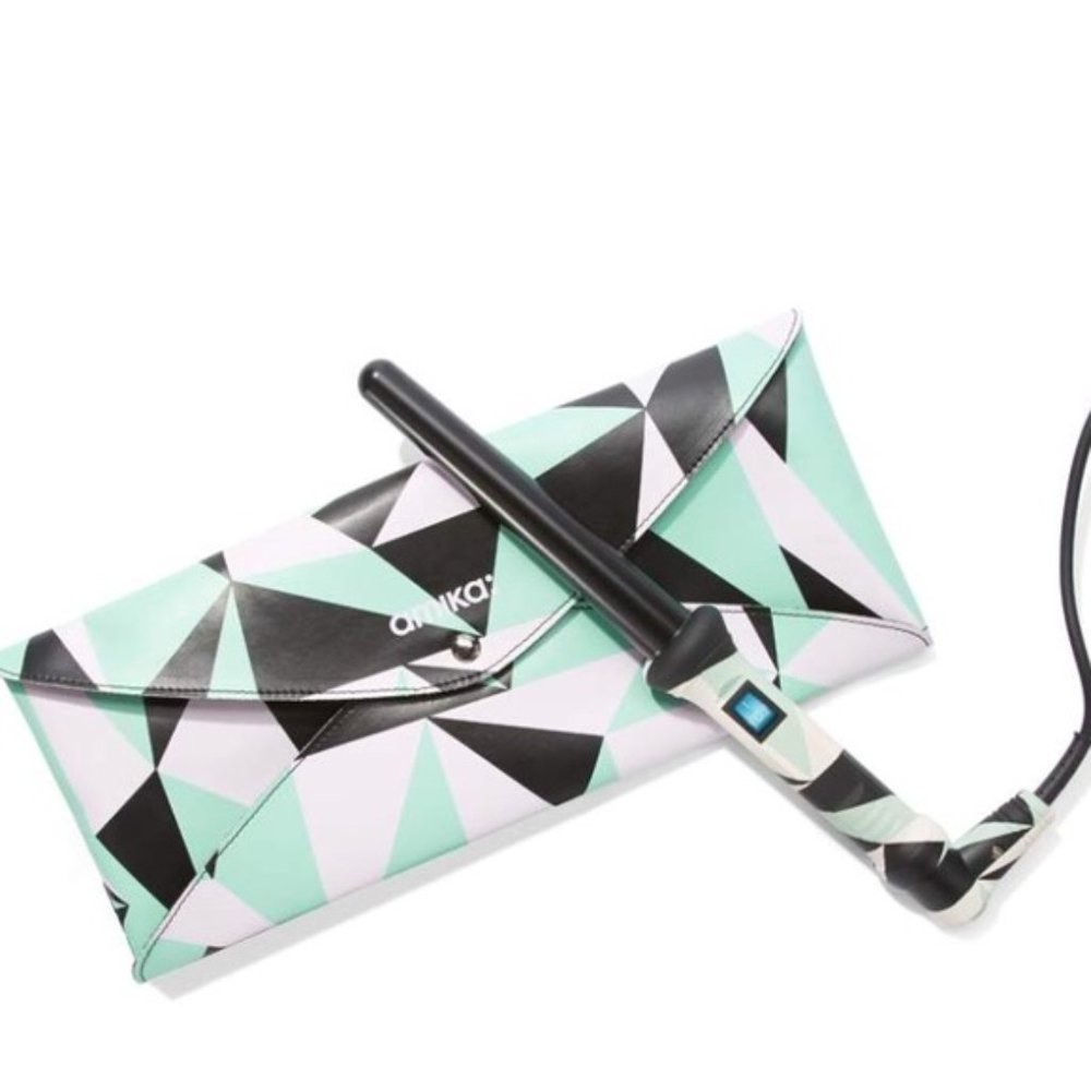 NWT Amika mod(ern) Curler & Clutch Curling Wand